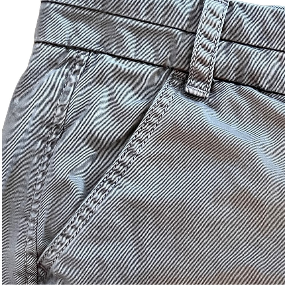 J. CREW Chino grey 4" shorts Size 0 - Picture 2 of 8